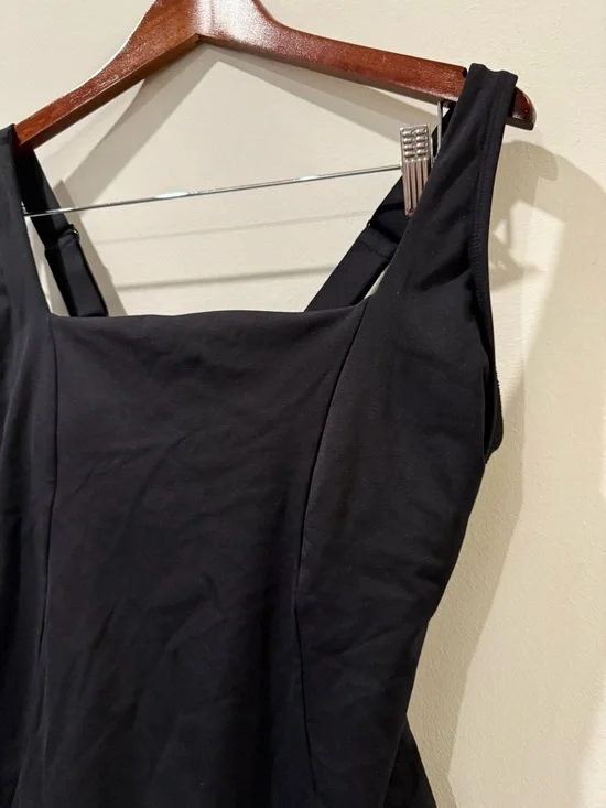 Classic Square Neck Black One-Piece Swimsuit XL Short - Picture 5 of 6